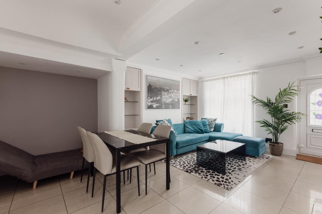 Apartmán Charming & Beautiful 2 Bed Flat In Zone 1 Londýn Exteriér fotografie